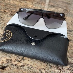 Ray•Ban Sunglasses